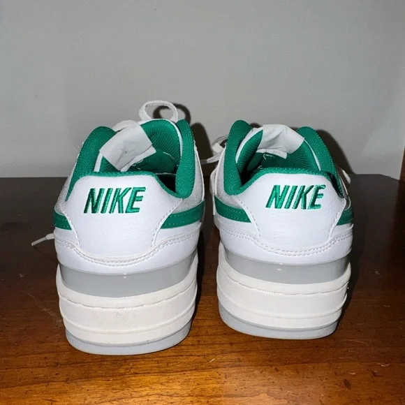 NIKE WOMENS GAMMA FORCE Womens "Malachite" DX9176 106 Size 9.5 - Picture 8 of 8